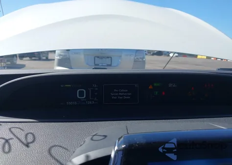 2020 Toyota Prius Prime Limited из США, поврежденный, VIN JTDKARFP3L3147219